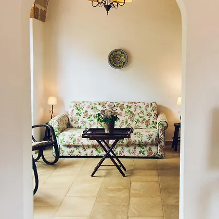 Country house Tenuta Afra
